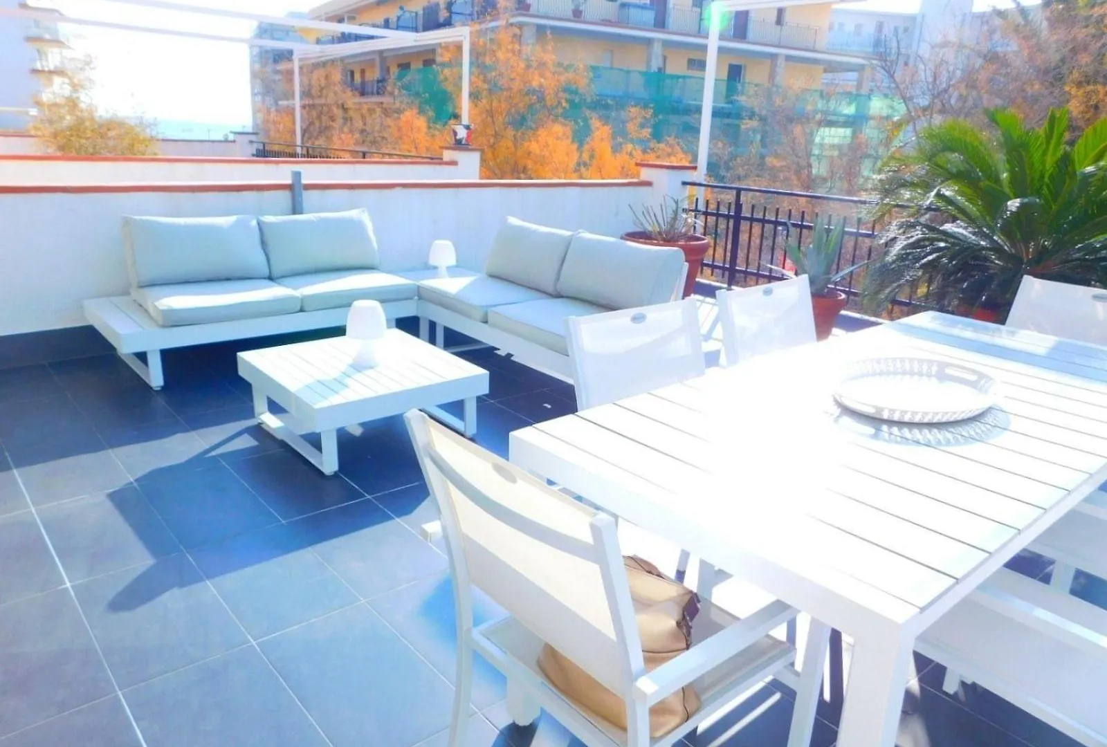 Apartment In Strandnaehe Mit Grosser Terrasse, Parkplatz Und Meerblick In Salatar, רוזס 0*,